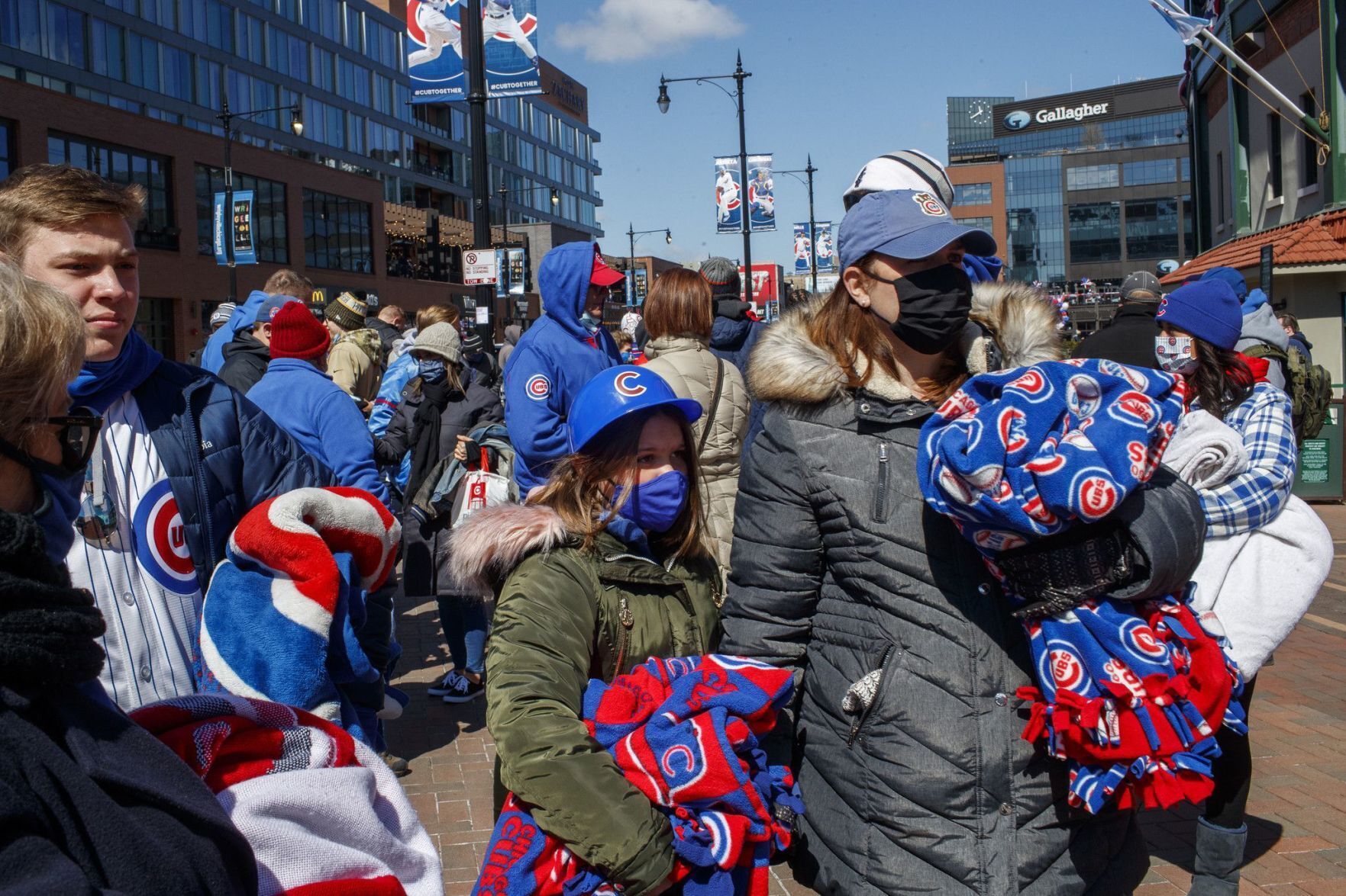 SPORTS-FOR-CHICAGO-CUBS-FANS-WHO-8-TB.jpg